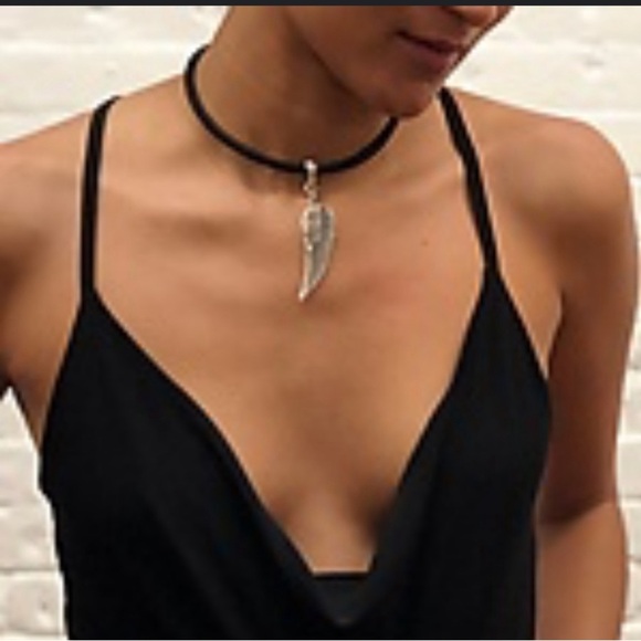 Black backless / strapy bodysuit 🖤 - Picture 2 of 6